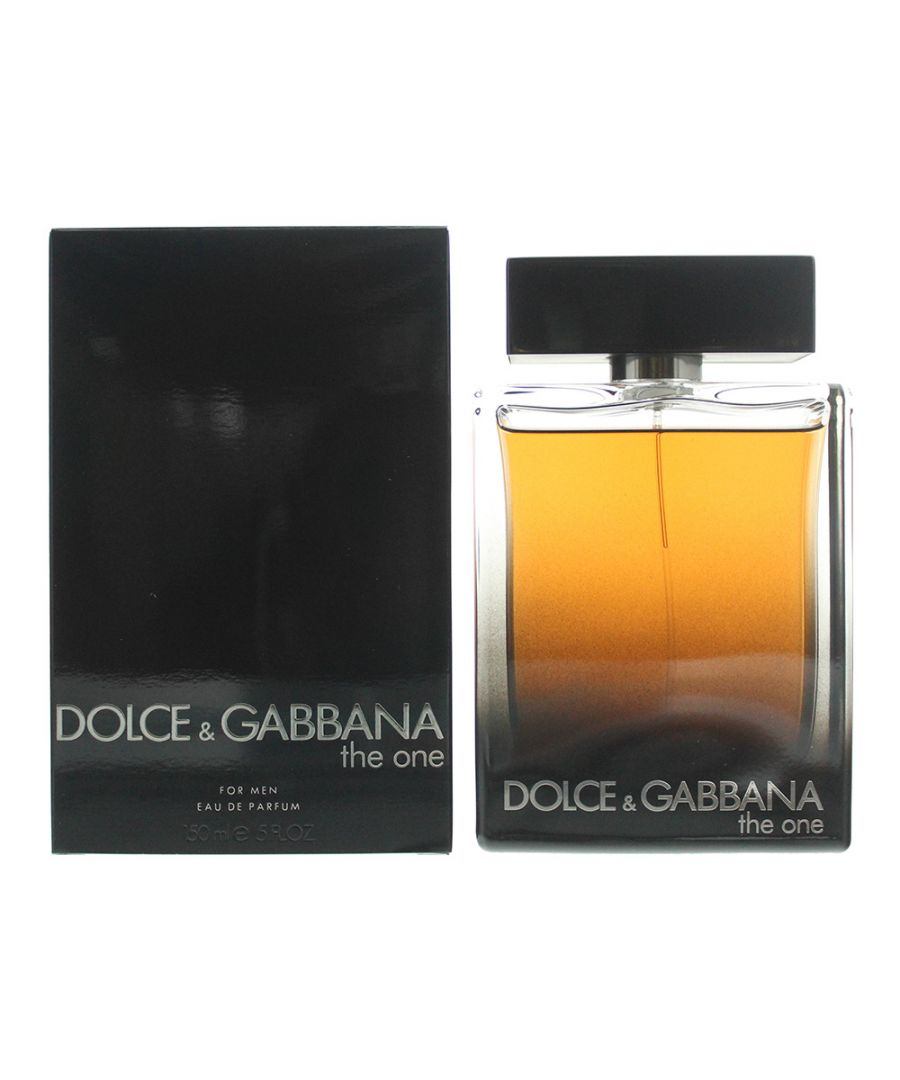 The One For Men Eau de Parfum by Dolce & Gabbana is a woody spicy fragrance for men. Top notes: grapefruit, coriander and basil. Middle notes: ginger, cardamom and orange blossom. Base notes: amber, tobacco and cedar. The One For Men Eau de Parfum was launched in 2015.