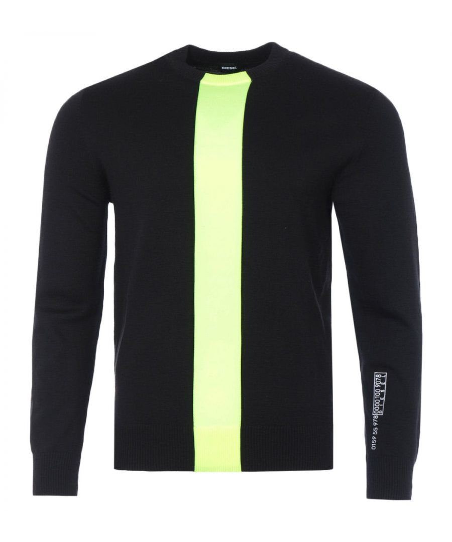 A knit crew neck with a fluorescent contrast panel down the centre. Featuring ribbed trims and embroidered Diesel branding on the left sleeve. The crew neck and ribbed trims give this sweater a classic and comfortable silhouette whilst the fluorescent detail elevate it beyond a basic. Regular Fit. Crew Neck. Long Sleeve. Ribbed Trims. Fluorescent Panel. Wool Blend. Diesel Branding. Style & Fit: Regular Fit. Fits True to Size. Composition & Care: 50% Acrylic 30% Wool 20% Nylon. Machine Wash