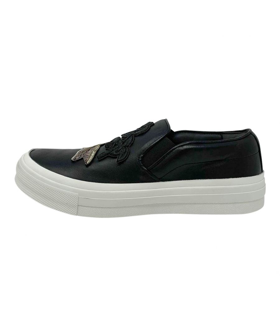 Alexander McQueen 526221 WHRUU 1053 Trainers. Metal and stitched appliques. Rubber Sole. Made In Italy. Velcro Fasten. 100% Nappa Leather