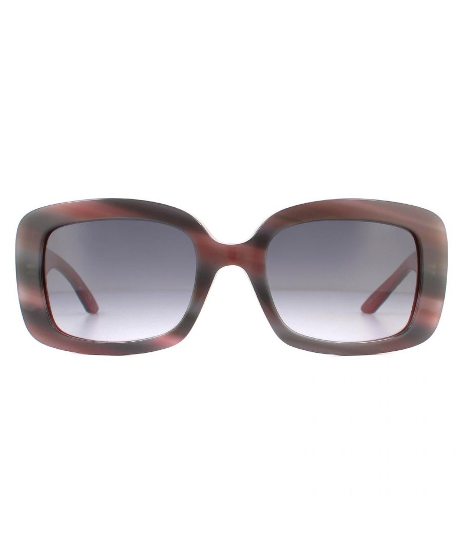 Dior Sunglasses Lady Lady 2 O91 HD Grey Horn Red Grey Gradient have a relatively thick bold frame and the classic Cannage Dior pattern on the tapered arms. The Dior logo sits next to the hinge and colour contrasts on the inside and outside of the frame are bold and strong.