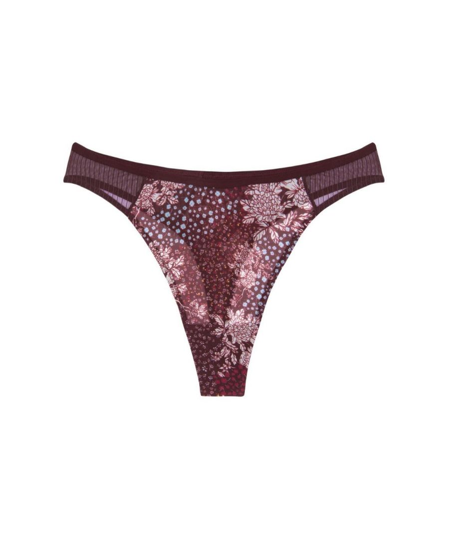 Triumph Lavish Spotlight Thong