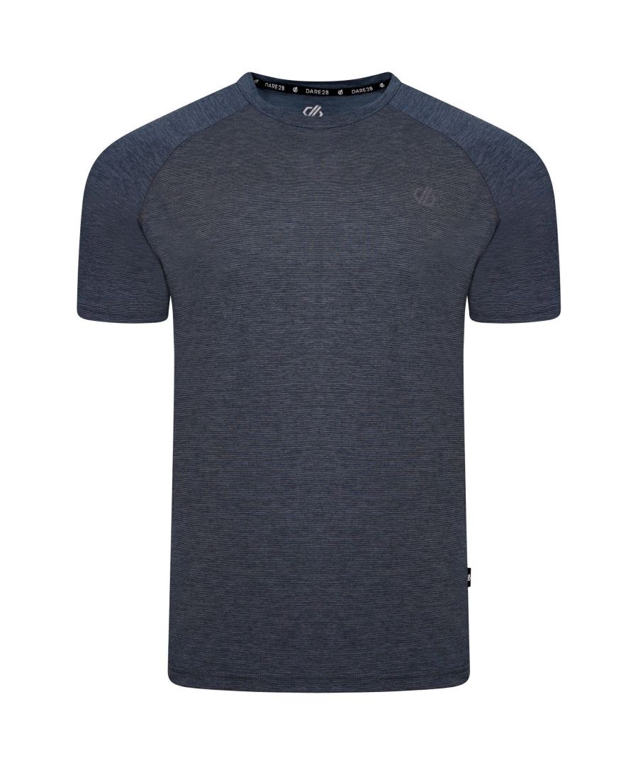 92% Polyester, 8% Elastane. Fabric: Soft Touch. Design: Logo, Marl. Neckline: Round Neck. Sleeve-Type: Short-Sleeved. Fabric Technology: Anti-Bacterial, Lightweight, Q-Wic Plus. Reflective Detail.