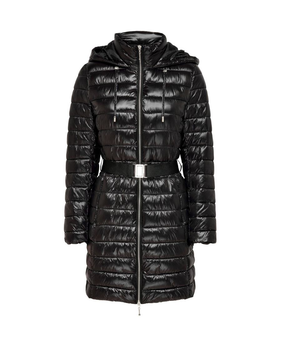 Deze gewatteerde jas voor dames van ONLY is gemaakt van nylon. Dit model heeft een capuchon, lange mouwen en een ritssluiting.details van deze gewatteerde jas:stijlnaam: ONLSCARLETTeen ceintuur2 steekzakken
