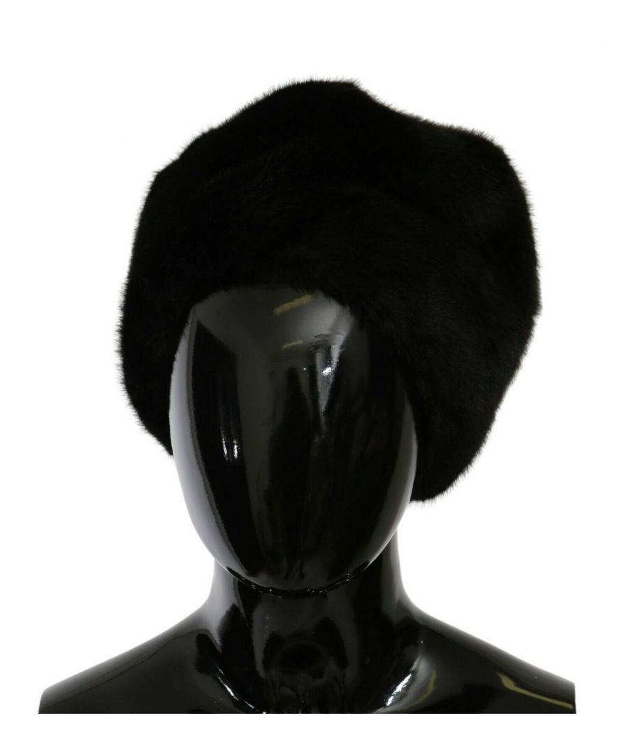Dolce Gabbana Prachtig gloednieuw met tags, 100% authentieke Dolce & Gabbana -hoed. Model: Beanie Kleur: zwart Zwarte binnenvoering Logo -details Gemaakt in Italië Materiaal: 100% modacryl