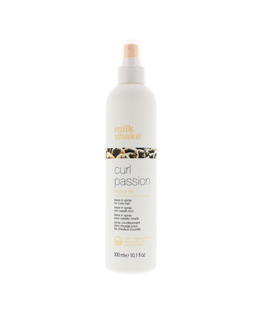 milk_shake Curl Passion Leave In Spray 300ml is a lightweight leave in conditioner spray designed to enhance and define curls while providing lost lasting hydration. It reduces the frizz, moisturizes the hair and enhance natural curls.