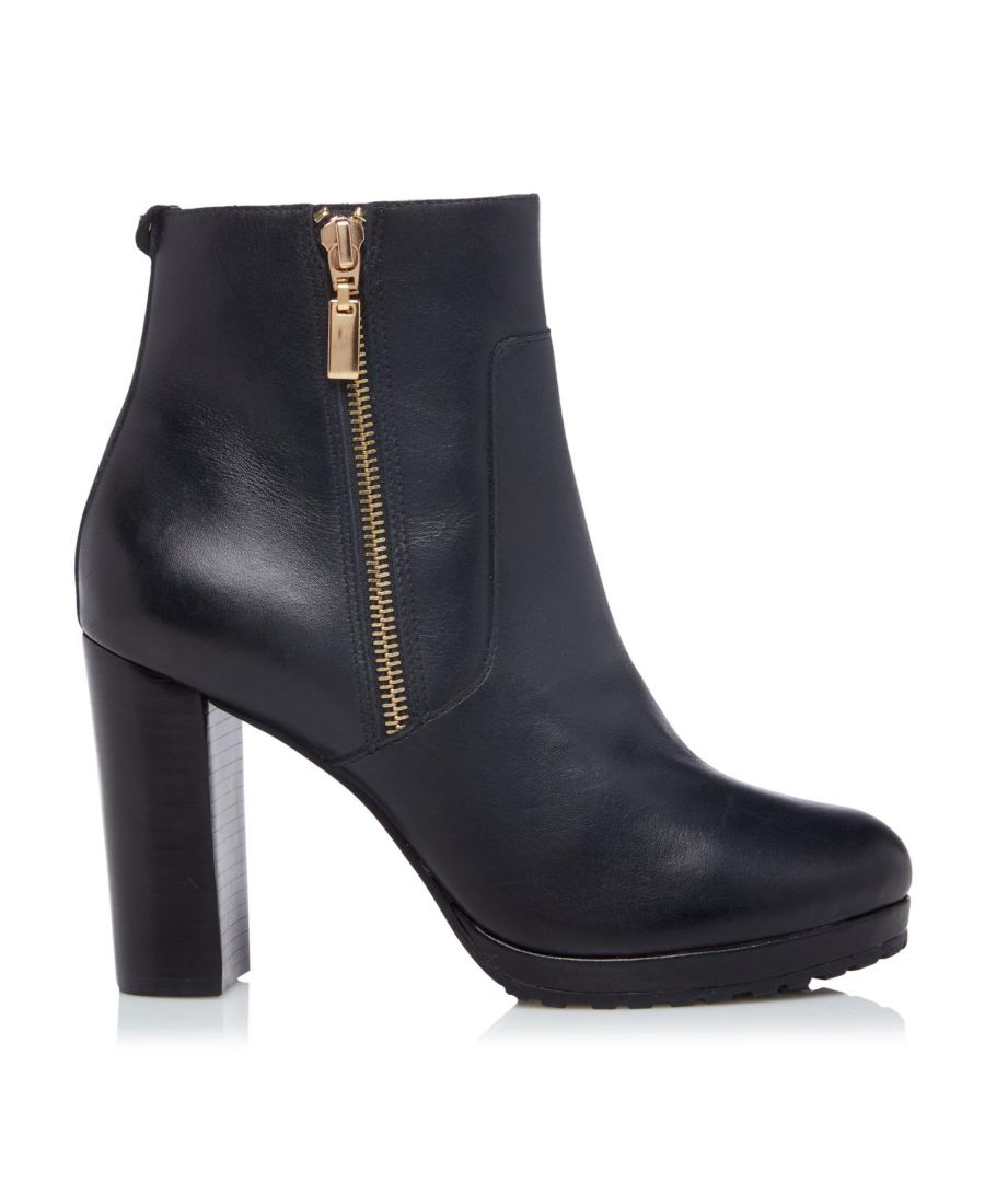 These Otylia ankle boots by Dune London are an everyday essential style. The sleek side zip silhouette features a round toe and a high block heel. Great for both day and evening, they're also the perfect fit for any outfi.