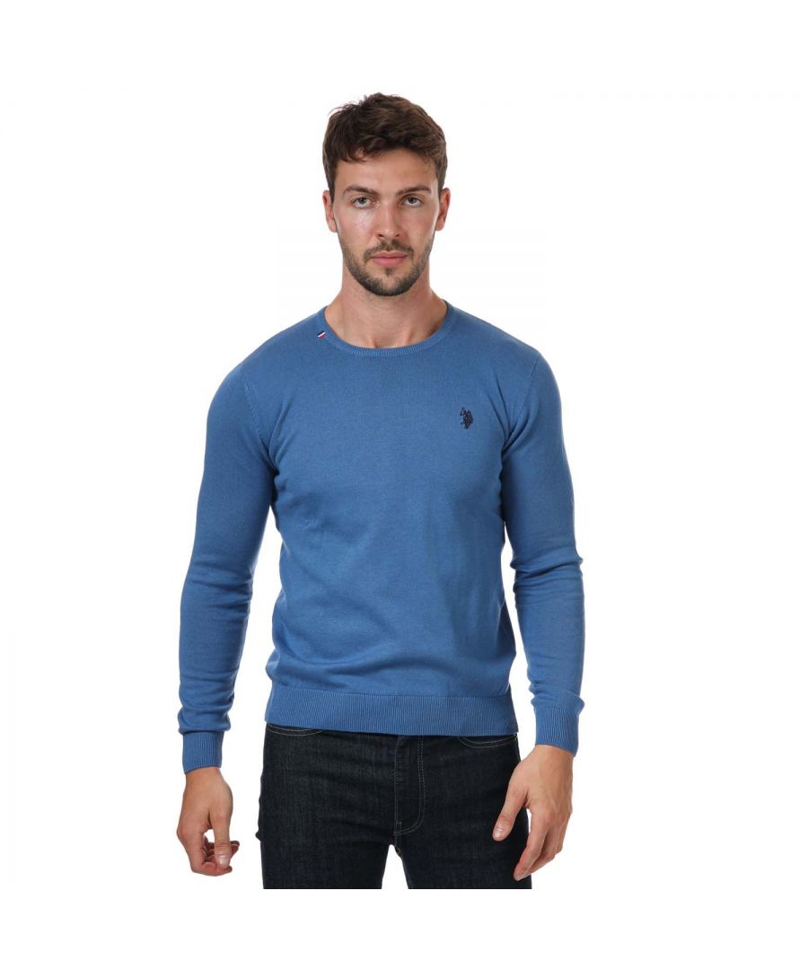 Mens US Polo Assn Crew Neck Jumper in blue.- Ribbed crew neck.- Long sleeves.- Rib-knit construction.- Small embroidered logo on the left chest.- Regular fit.- 100% Cotton.- Ref: 63693137