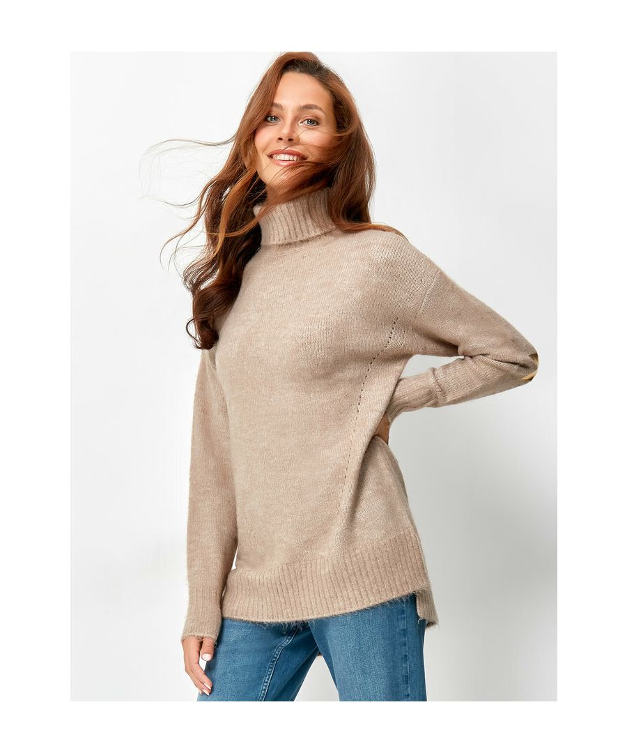 Just landed, this new jumper from Sonder Studio features a luxe patch metallic star design on the elbow and a split side hem with a high roll neckline. Style with jeans and trainers for an on-trend every day look!