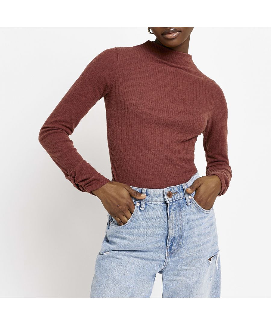 >Brand: River Island>Gender: Women>Type: Jumper>Style: Pullover>Neckline: High Neck>Sleeve Length: Long Sleeve>Occasion: Casual>Size Type: Regular>Fit: Regular