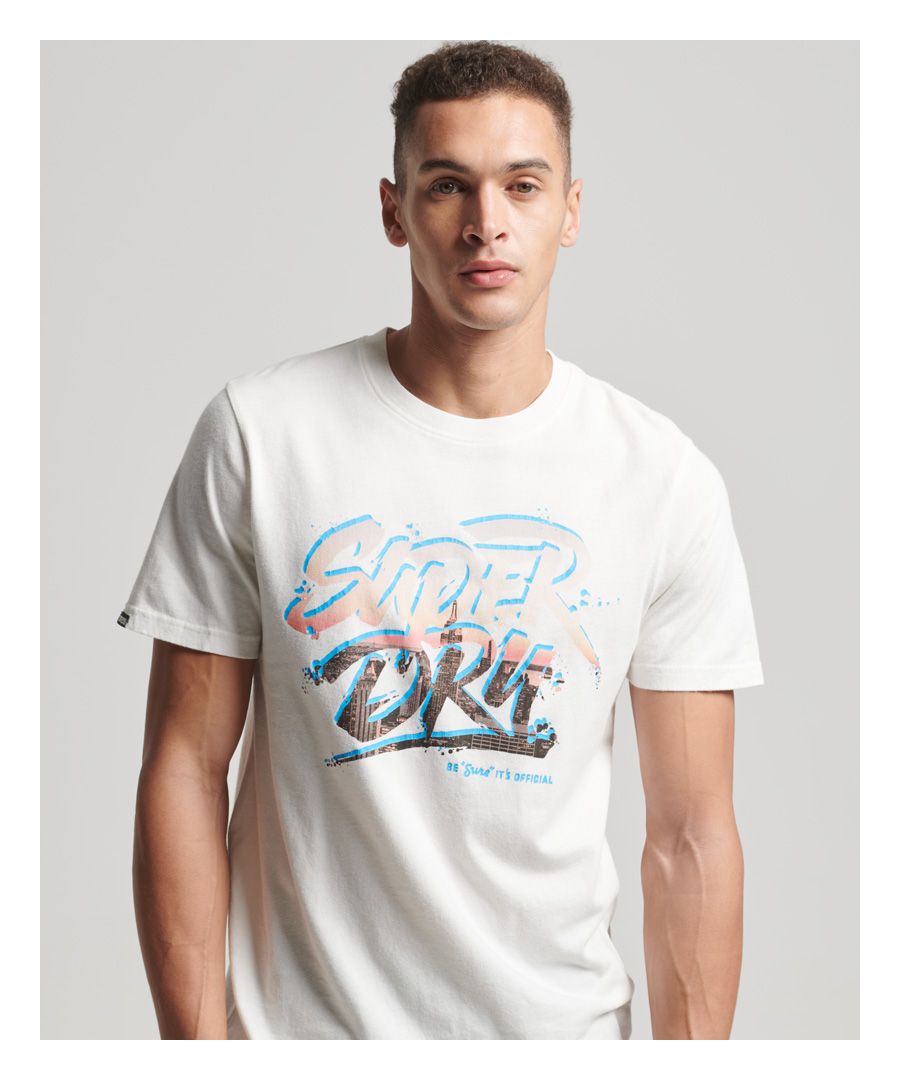 Make an effortless statement in your casual wear with our Photographic T-shirt.Relaxed fit – the classic Superdry fit. Not too slim, not too loose, just right. Go for your normal sizeCrew neckShort sleevesPrinted graphicsIconic Superdry tab