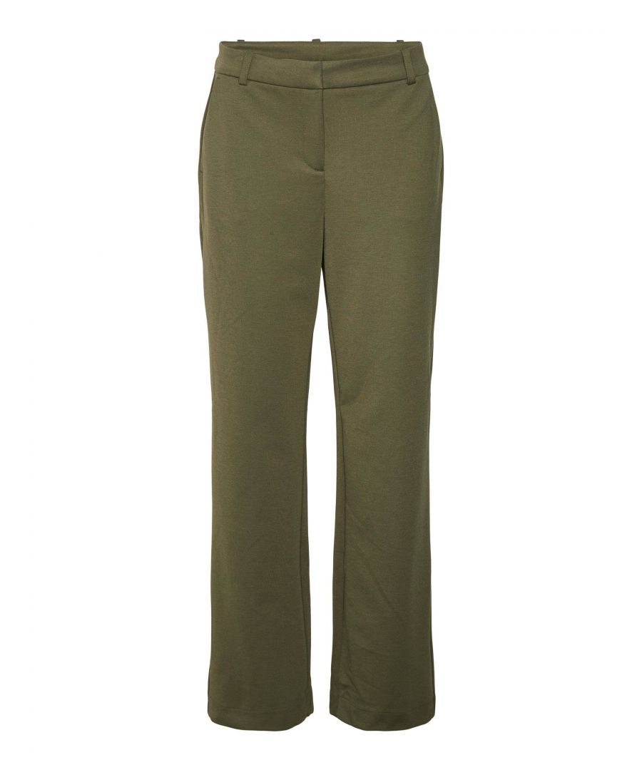 Deze straight fit pantalon voor dames van VERO MODA is gemaakt van een polyestermix. Het model heeft een rits- en haaksluiting.details van deze pantalon:stijlnaam: VMLUCCAriemlussen