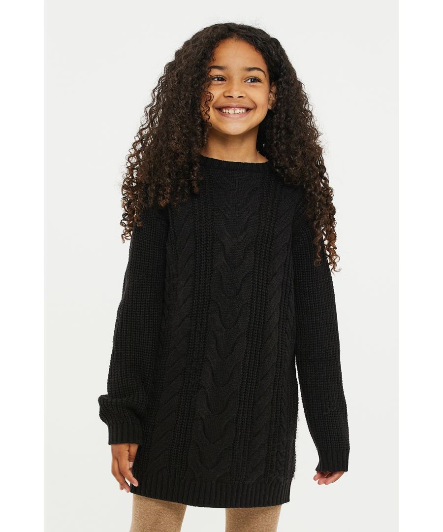This cable knit jumper dress from Threadgirls features dropped shoulders, ribbed neckline, cuffs and hem. Dress it up with some tights and boots or keep it casual with leggings and trainers. Other colours are also available.