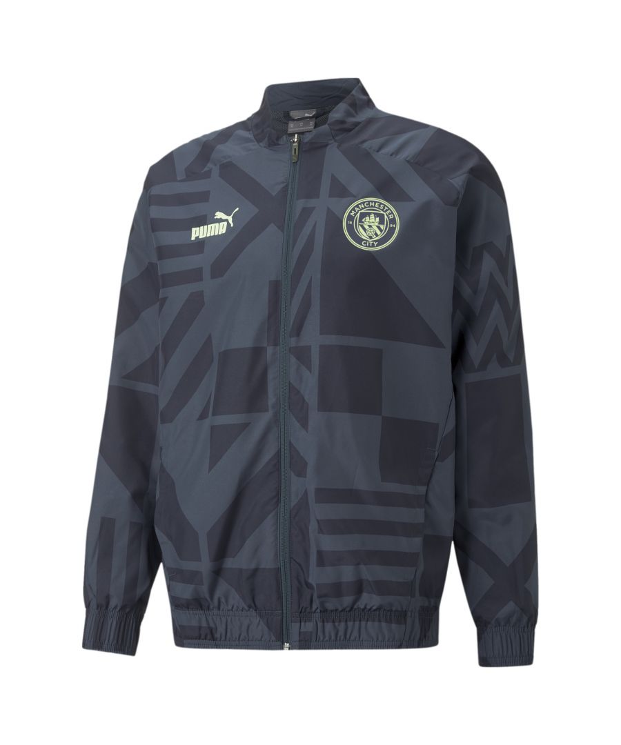 PRODUCT STORY Pay tribute to your team with this Prematch Jacket. Manchester City F.C. fans can throw this outer layer over any outfit to show the whole world where their football loyalties lie – and look stylish to boot.