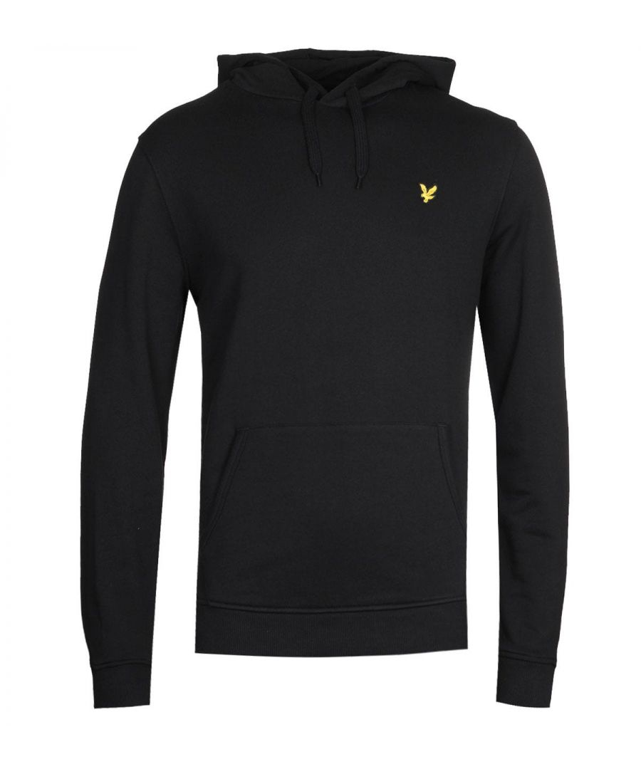 Mens Lyle And Scott Pull Over Hoody in black.- Adjustable drawstring in the hood.- Kangaroo-style pouch pockets.- Lyle & Scott branding to chest.- Rib cuff and hem.- 100% Cotton. Machine washable.- Ref: ML416VTRZ865