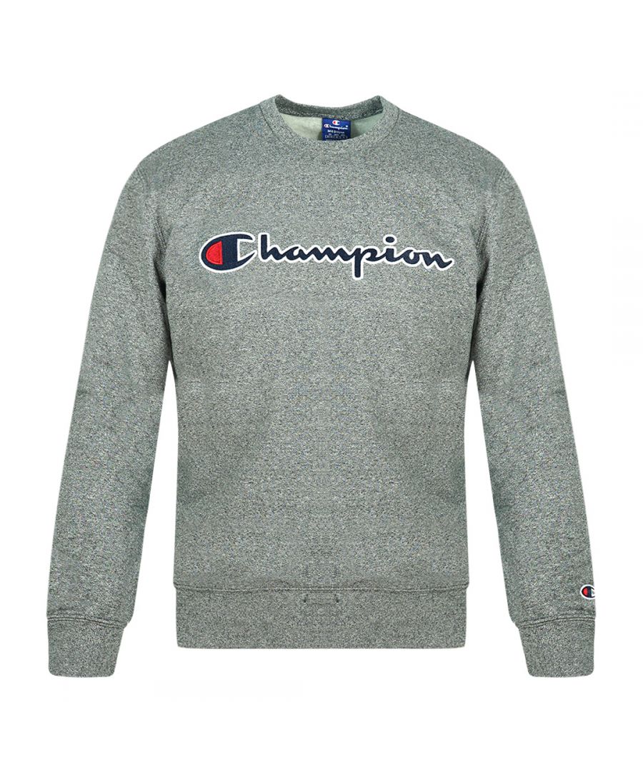 Lichtgrijs sweatshirt met klassiek scriptlogo van Champion. Champion grijze trui met ronde hals. Merklogo op de borst. 100% katoen. Elastische mouw- en taille-uiteinden. Productcode - 214720 EM526