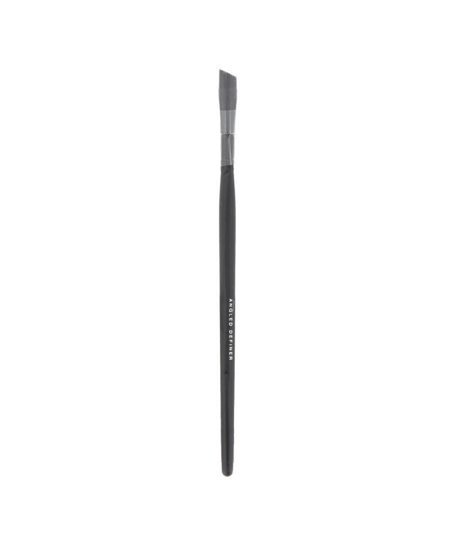 Bare Minerals Angled Definer Brush is a handy narrow eyeliner brush made from tapered, synthetic fibres which ensures absolute control and accurate application. This is a high performing tool for shaping and defining the eyes.
