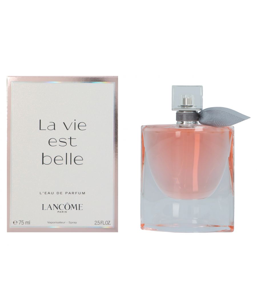 La Vie Est Belle by Lancome is a floral fruity gourmand fragrance for women. Top notes: blackberry and pear. Middle notes: iris, jasmine sambac and orange blossom. Base note: patchouli. La Vie Est Belle was launched in 2012.