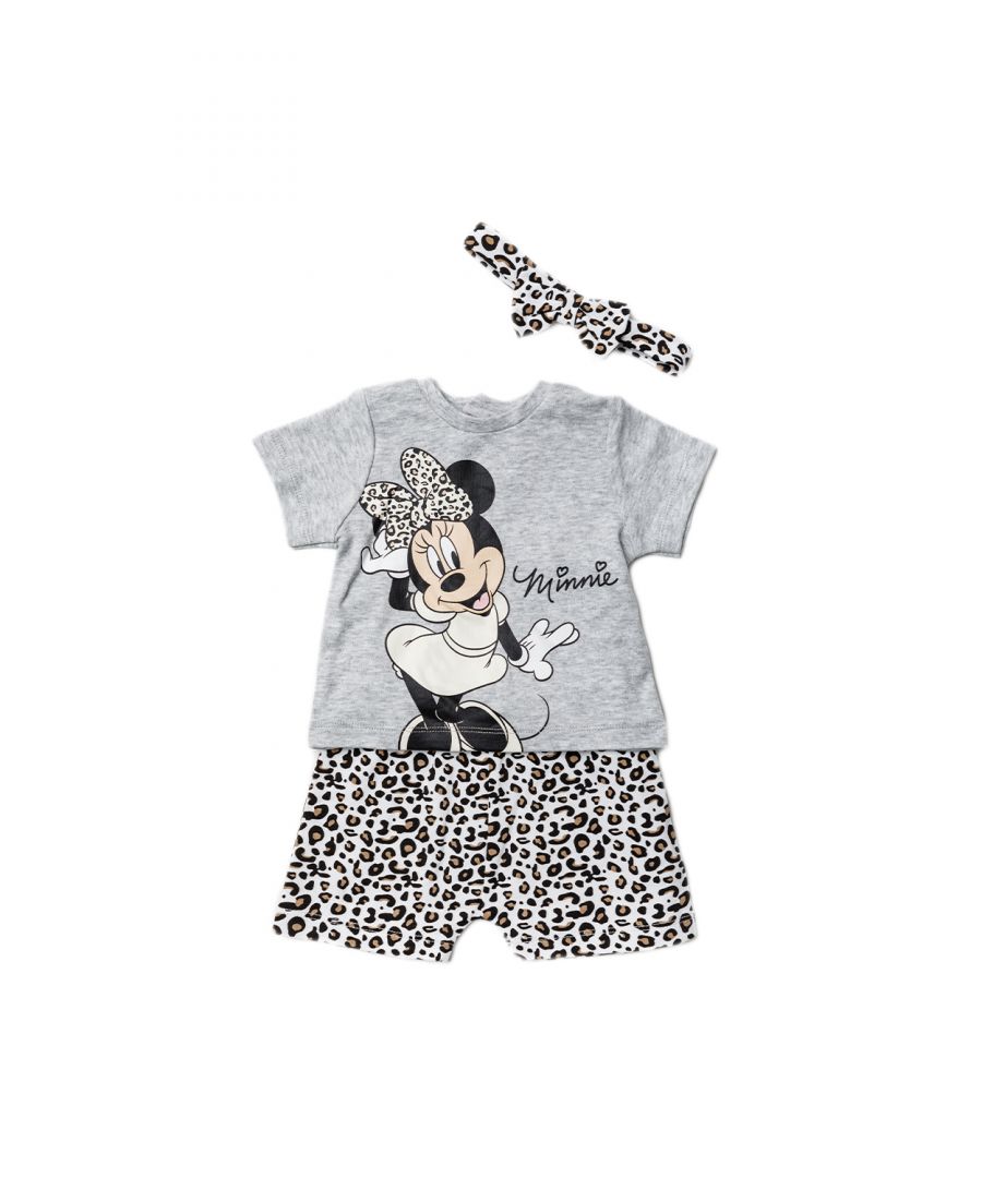 This adorable Disney Baby three-piece set features Minnie Mouse print with leopard details. The set includes a t-shirt, a pair of shorts with all-over print and a matching headband! Each item in the set is cotton with popper fastenings, keeping your little one comfortable. This set would be a lovely gift or new addition to your little ones wardrobe!