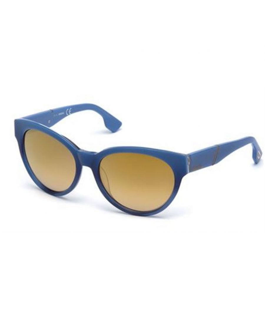 Sunglasses   Frame:  acetate, pantographed   Temples length:  135 mm   Lenses diameter:  56 mm   Bridge width:  17 mm   UV protection 3   original box