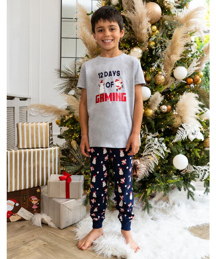 This cotton Christmas pyjama set from Threadboys features a long sleeve top with front print and printed long bottoms. The printed trousers have an elasticated waistband with drawstring and cuffed legs, made from a cotton to ensure a comfortable feel and easy washing. Other colours and styles available.