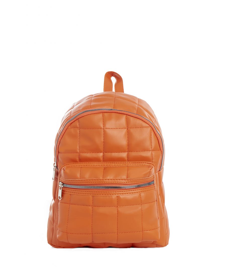 Outer Fabric Material: PVC\nSluitingstype: Zip\nCompartimenten: twee afzonderlijke hoofdcompartimenten\nMin. Handgreeplengte (cm): -\nMax. Handgreeplengte (cm): 85