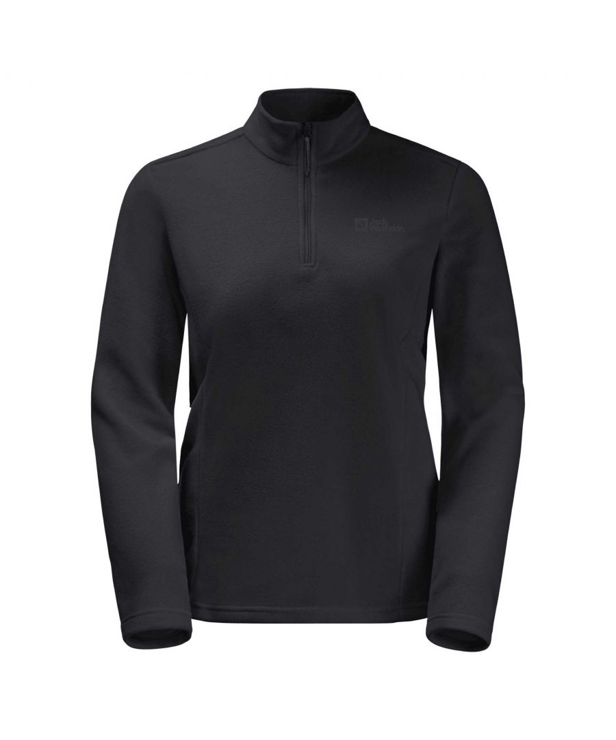 The Jack Wolfskin Taunus Womens fleece 1/2 Zip Top is ideal for every season. The breathable POLARTEC 100 is made of recycled polyester. This light pullover can be ideal for layering in order to gain extra warmth when using as a mid layer and the neck can be adjusted for temperature regulation. Jack wolfskin logo to left chest.