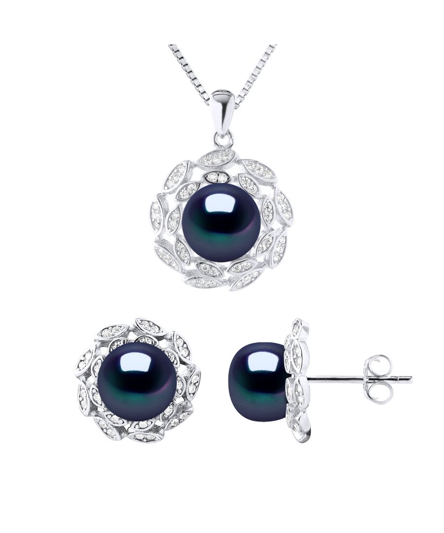 SET: Necklace Freshwater Pearl button 9-10 mm - BLACK - FLOWER PATTERN - Entourage OXIDE - Venetian Maille 925 Thousandth rhodium - Length: 42 cm & Earrings Freshwater Cultured Pearl Button 8- 9 mm - FLOWER PATTERN - Entourage OXIDE - BLACK - strollers System - 925 thousandth rhodium - Delivered in a case with a certificate of authenticity and an international guarantee - All our jewels are made in France.