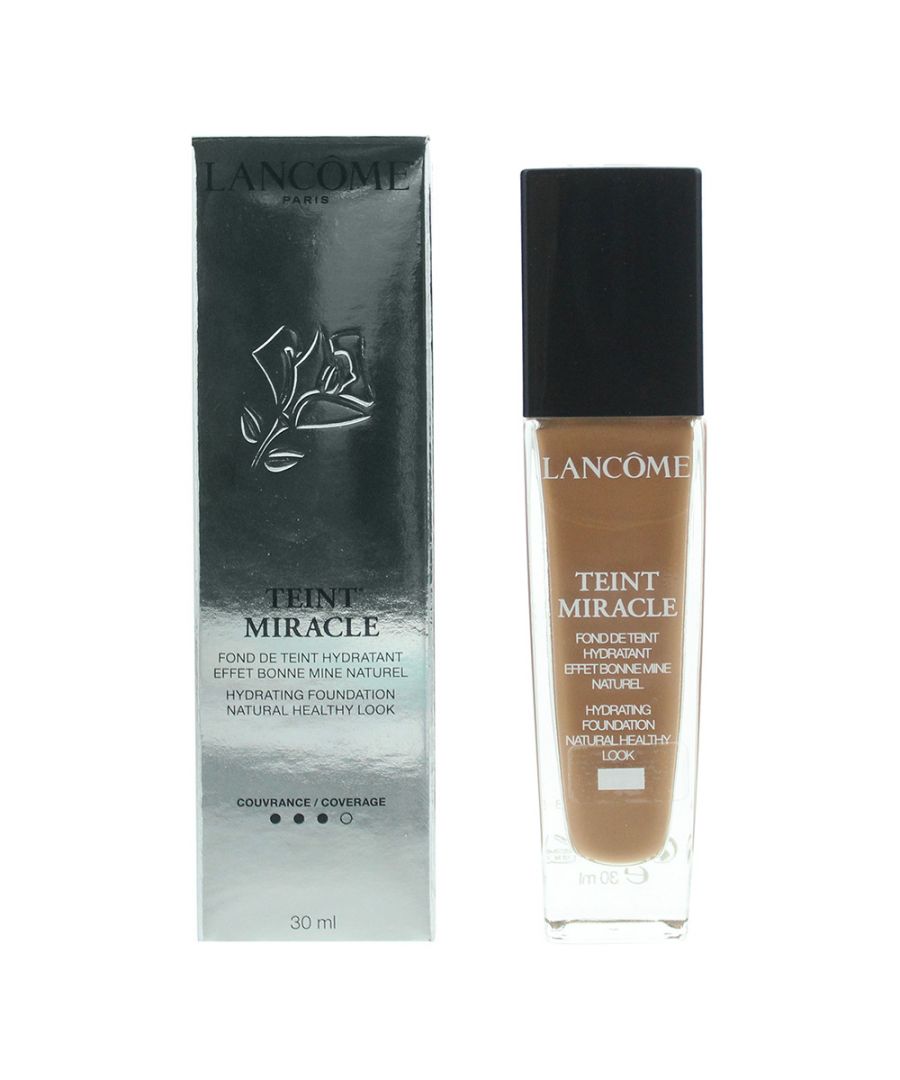 A hydrating liquid foundation that enhances skin’s natural light. Helps diminish redness and brightens up skin tone for a more uniform complexion. Contains 10x times less powdery fillers for a bare skin sensation with long-lasting wear and hydration. Loaded with a combination of pearlescent pigments for a dewy look and  radiant finish.