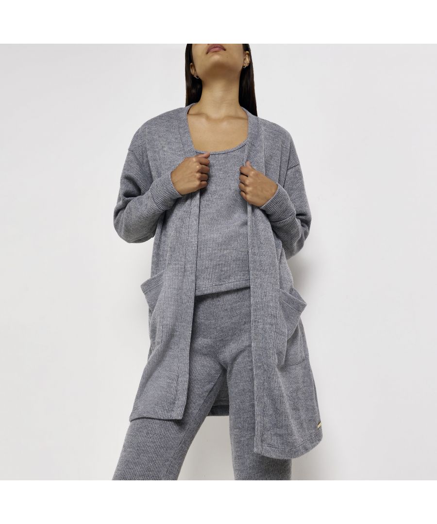 > Brand: River Island> Department: Women> Colour: Grey> Type: Jumper> Style: Cardigan> Size Type: Regular> Material Composition: 80% Polyester 20% Viscose> Material: Polyester> Pattern: No Pattern> Occasion: Casual> Season: AW22> Sleeve Length: Long Sleeve> Neckline: Edge to Edge