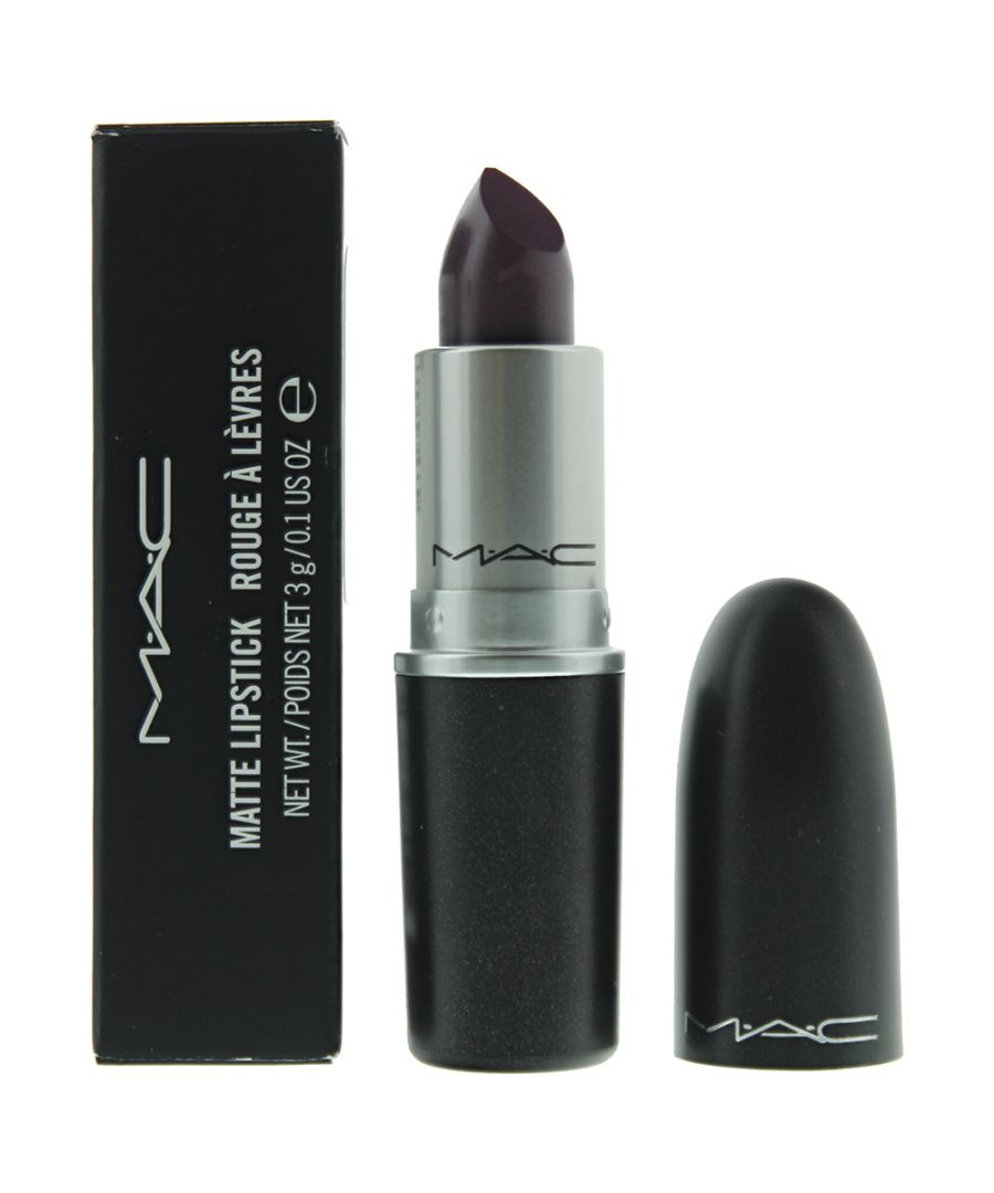 This creamy rich lipstick features high colour payoff in a non-shine matte finish.