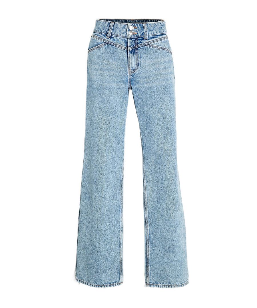 Deze wide leg fit jeans voor dames van ONLY is gemaakt van katoen. Het 5-pocket model heeft een hoge taille en heeft een rits- en knoopsluiting.details van deze jeans:5-pocket