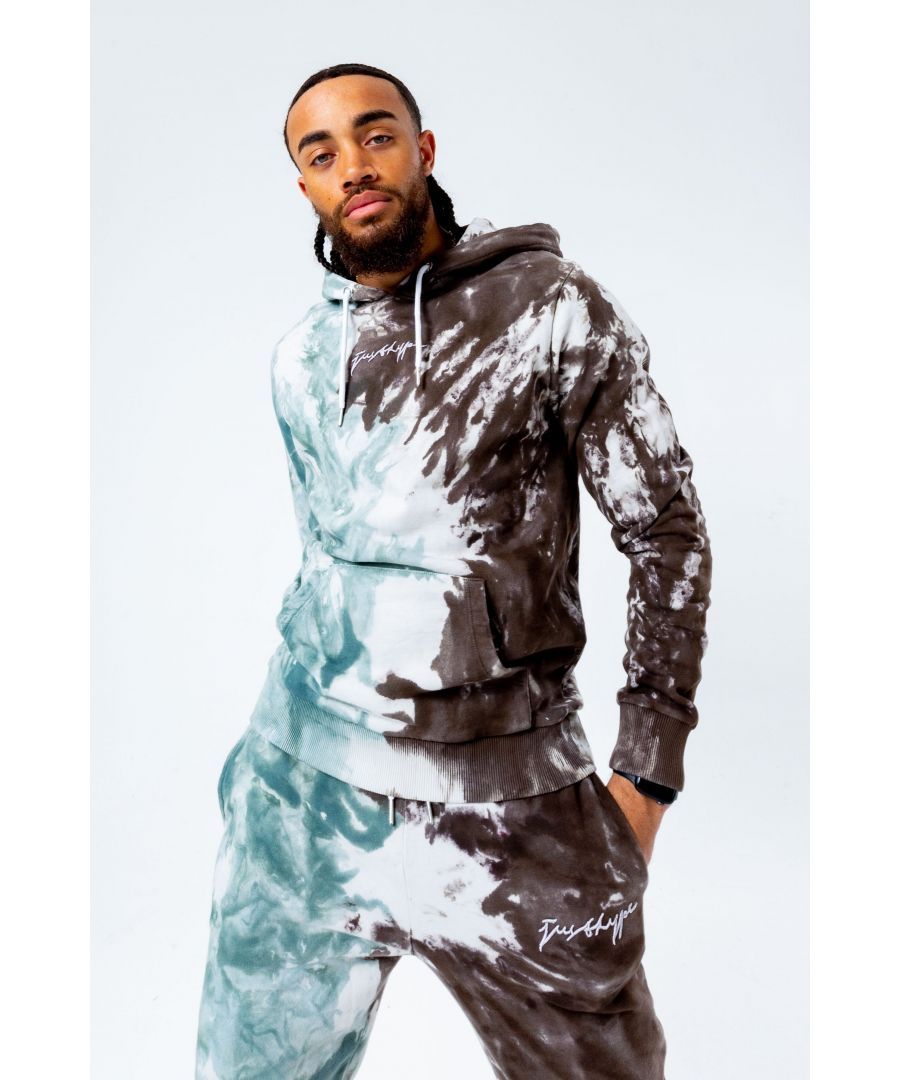 The HYPE. multi tie dye men's pullover hoodie features a grey and brown colour palette. Stay on trend and grab the matching joggers to complete the set. Designed in a 100% cotton soft-touch fabric with the supreme amount of comfort you need from your new pullover. Finished with fitted hem and cuffs, kangaroo pocket and hood. Machine wash at 30 degrees.