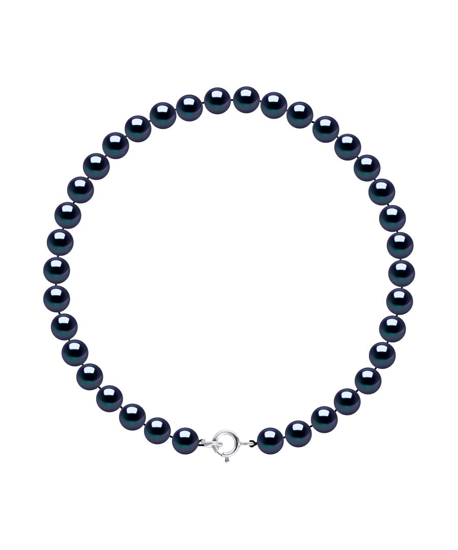 Bracelet made with Cultured Freshwater Pearl 5-6mm Button - - Black Color Tahitian Style and spring-loaded clasp 925 Sterling Silver Length 18 cm , 7 in - Our jewellery is made in France and will be delivered in a gift box accompanied by a Certificate of Authenticity and International Warranty