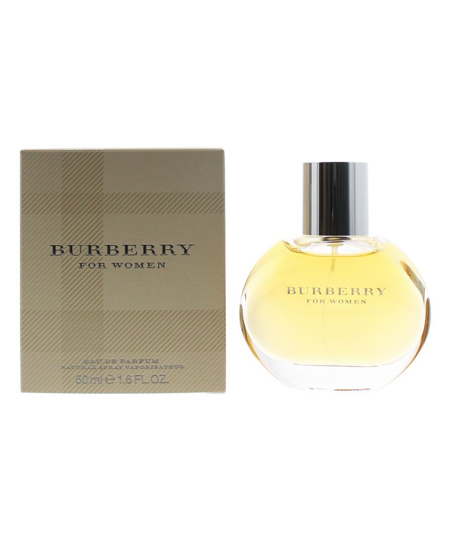 A fruity fragrance with top notes of green apple and blackcurrant middle notes of cedar wood jasmine moss and sandalwood adding a rich sensual  tone musk and vanilla base notes give a gentle warmth to the fragrance.