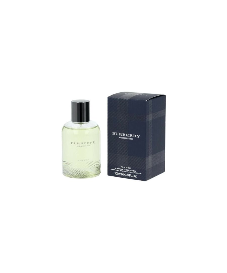 Weekend for Men by Burberry is a Citrus fragrance for men. Weekend for Men was launched in 1997.  Top notes are Lemon, Grapefruit, Bergamot, Pineapple, Mandarin Orange and Melon; middle notes are Ivy, Oakmoss and Sandalwood; base notes are Honey, Musk and Amber.