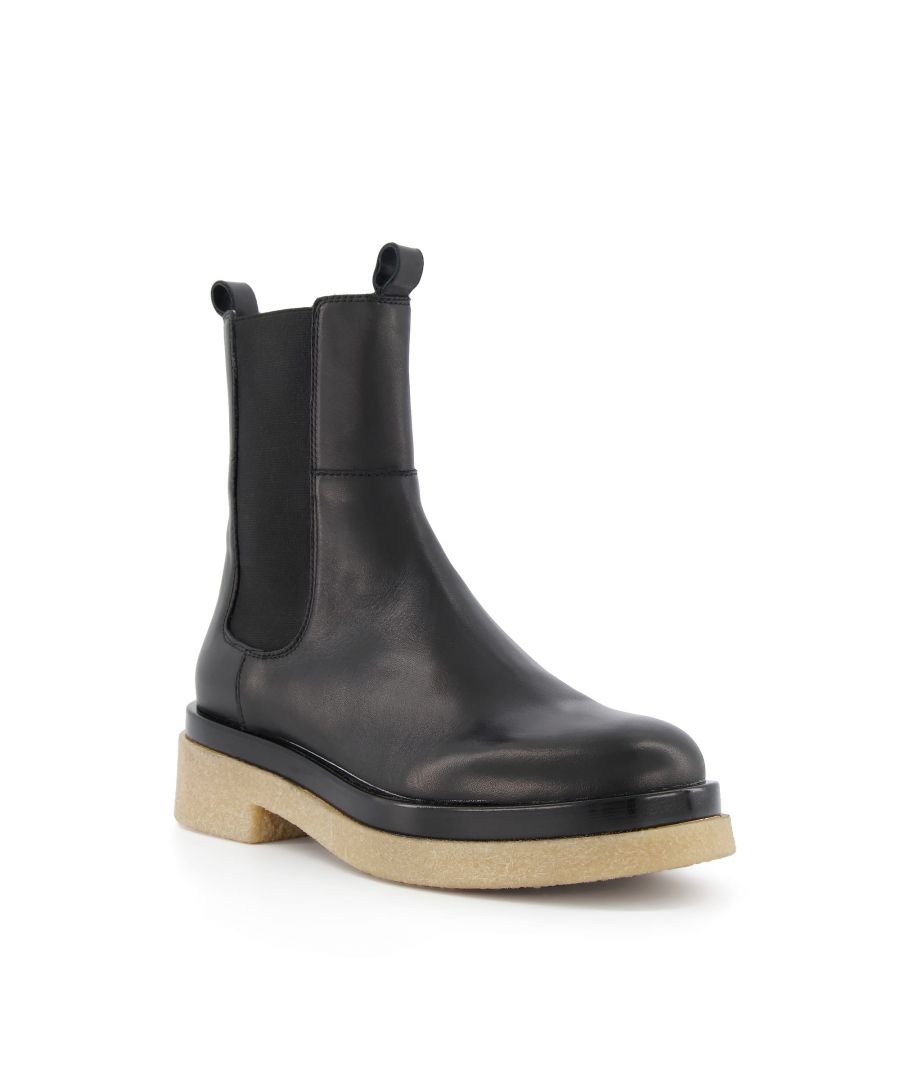 This classic ;pair of Chelsea boots combines durable leather with a chunky rubberised sole. Combining comfort with modern day styling they feature elasticated inserts and pull tab detailing.