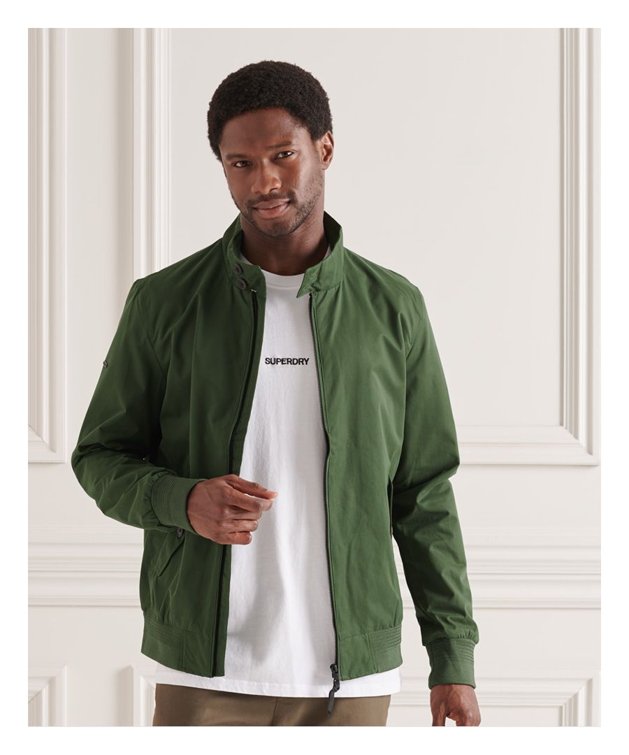 Feel iconic in the Iconic Harrington jacket. The perfect staple piece to finish off your everyday outfit for that casual yet stylish look.Slim fit – designed to fit closer to the body for a more tailored lookMain zip fasteningButton collarThree pocket designRibbed cuffs and hemSignature metal logo badge