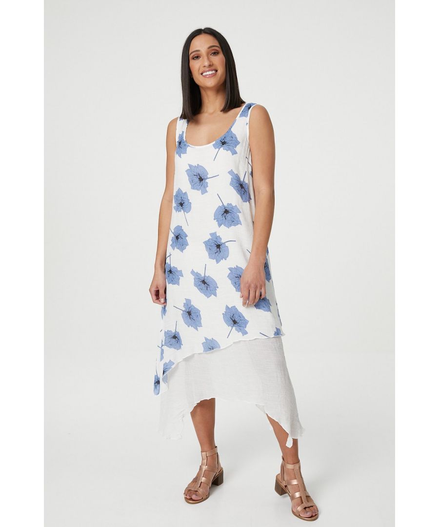 Refresh your dress collection with this gorgeous floral print tunic dress. It has a layered hem, is sleeveless and has a round neck, in a midi length. Wear with sandals on holiday.