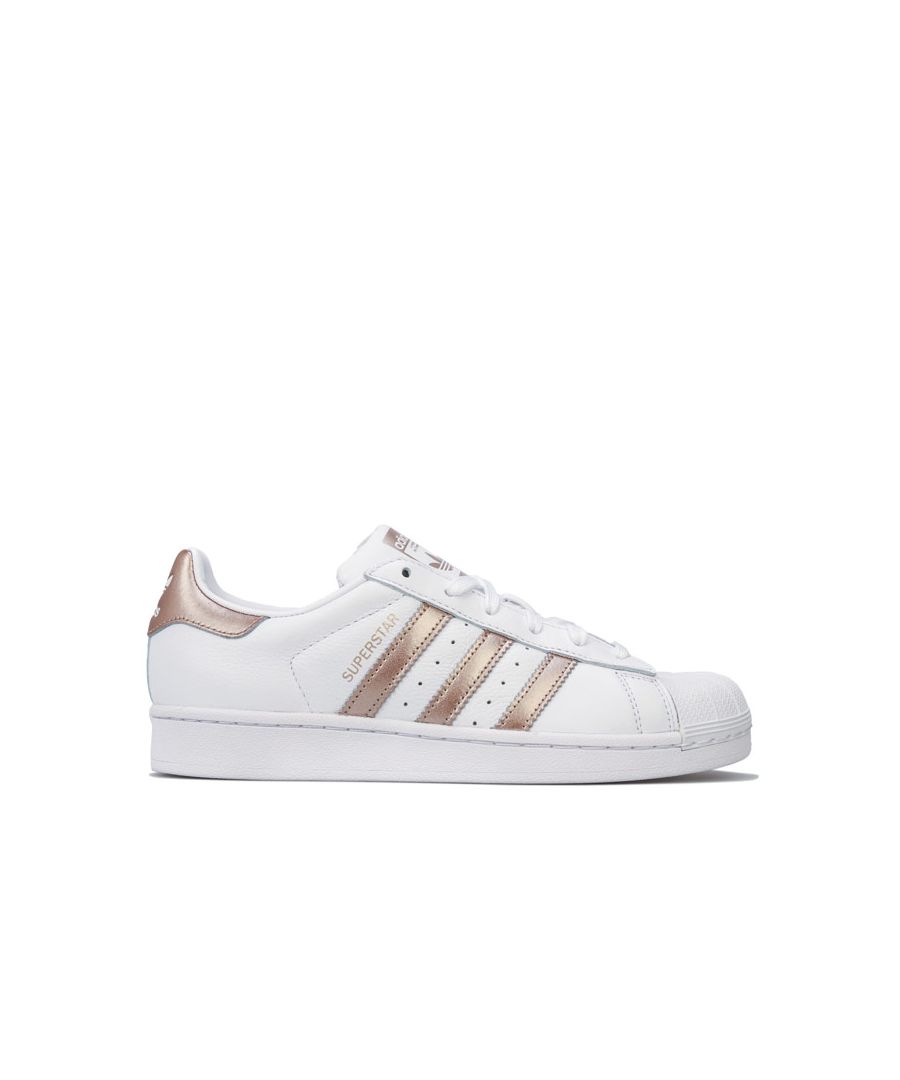 Image for Women's adidas Originals Superstar Trainers in White