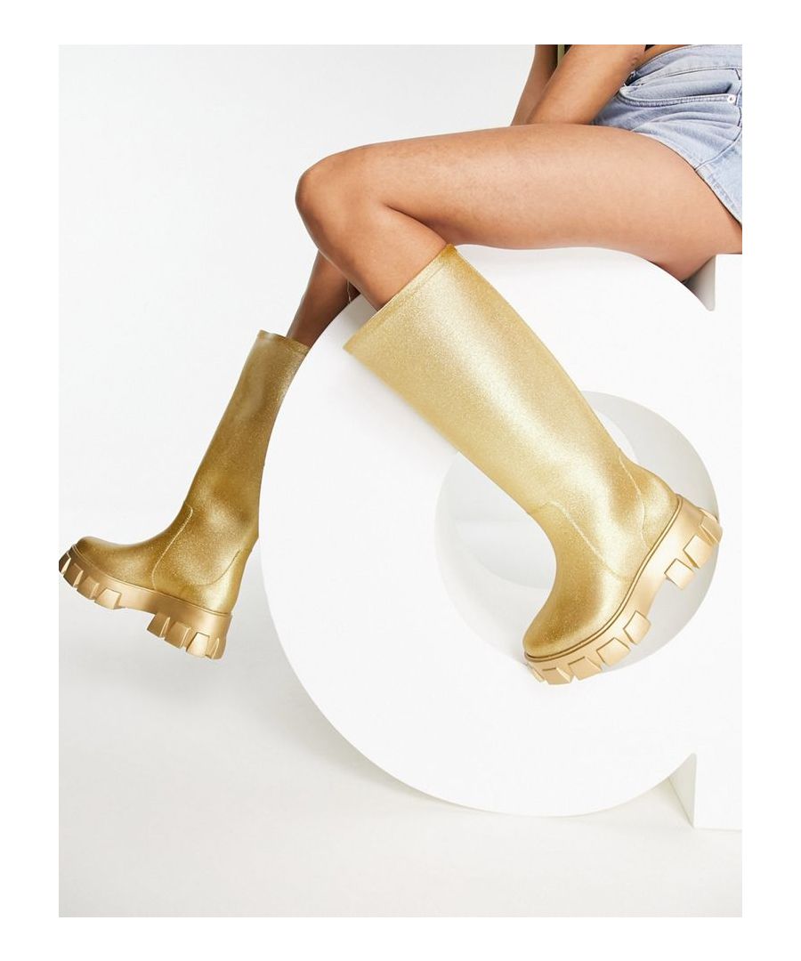 Wellies by ASOS DESIGN Two reasons to add to bag Pull-on style Round toe Chunky sole Lugged tread  Sold By: Asos