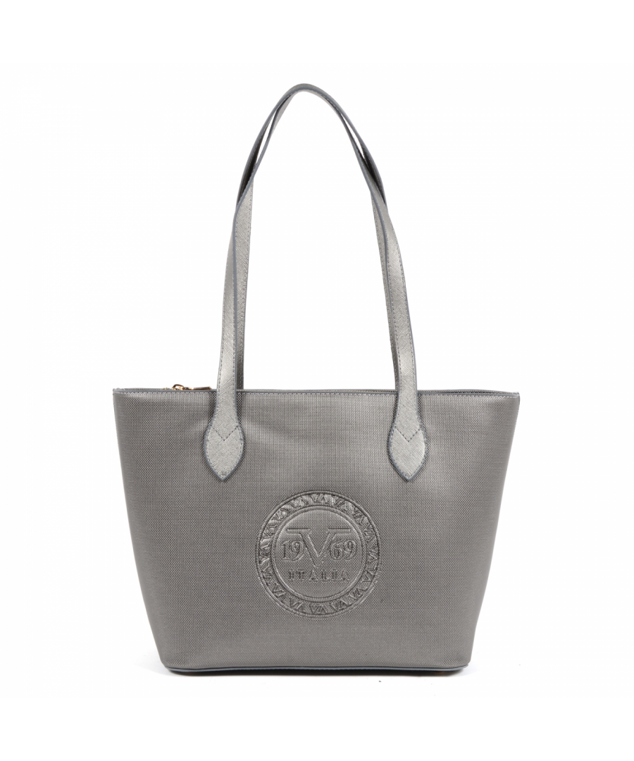 By Versace 19.69 Abbigliamento Sportivo Srl Milano Italia - Details: 3301 SILVER - Color: Silver - Composition: 100% SYNTHETIC LEATHER - Made: TURKEY - Measures (Width-Height-Depth): 40x25x15 cm - Front Logo - Two Handles - Logo Inside - Two Inside Pocket