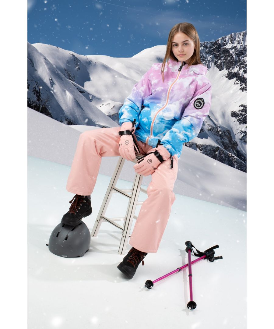 The HYPE. Snow Kids Jackets are here to keep you ahead of trends even on the slopes. With a high neck fastening, fixed hood, double secure pockets and inside padding for the ultimate comfort. This is designed in our standard kids snow jacket shape, perfect for boys, girls and genderless. This HYPE. Snow Pastel Clouds Jacket features an all over cloud print in a pastel pink and blue colour palette. Machine washable.