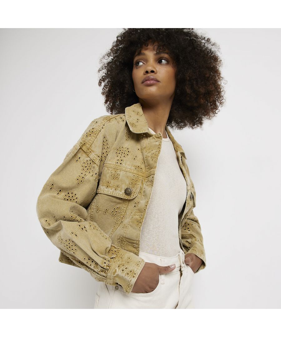 > Brand: River Island> Department: Women> Material: Cotton> Material Composition: 100% Cotton> Type: Jacket> Style: Basic Jacket> Size Type: Regular> Fit: Regular> Closure: Button> Jacket/Coat Length: Cropped> Pattern: No Pattern> Occasion: Casual> Selection: Womenswear> Season: SS22