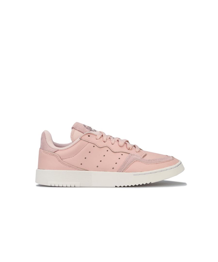 Womens adidas Originals Supercourt Trainers in vapour pink - crystal white.<BR><BR>- Premium leather upper.<BR>- Lace closure.<BR>- Padded collar.<BR>- Padded textile tongue with branding and suede patch.<BR>- Perforated 3-Stripes to sides.<BR>- Suede heel patch with debossed Trefoil logo.<BR>- Comfortable textile lining.<BR>- Removable cushioned sockliner.<BR>- Sculpted rubber cupsole.<BR>- Leather and textile upper  Textile lining  Synthetic sole.<BR>- Ref: EE6044