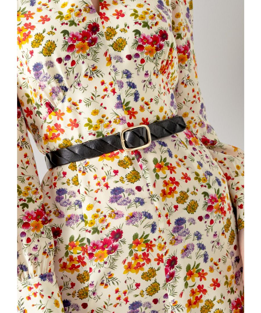 A modern take on a classic style, our Harlow belt is new for this season and sits in our LKB Conscious collection. Hand-crafted from environmentally conscious vegetable-tanned leather* in Tuscany, Italy, this slim, woven style is finished with a polished gold rectangular buckle. It's designed to cinch waists over dresses or to thread through your favourite jeans. \n\n*Vegetable tanning is an artisanal craft precious to the Tuscan region. All tanneries must use all-natural, raw materials rather than chemicals to colour the leather. This traditional tanning method results in a beautiful, long-lasting leather which will become softer with wear and darker when exposed to light. \n\nVegetable-tanned leather is susceptible to day-to-day staining. Always dry away from direct heat and sunlight.