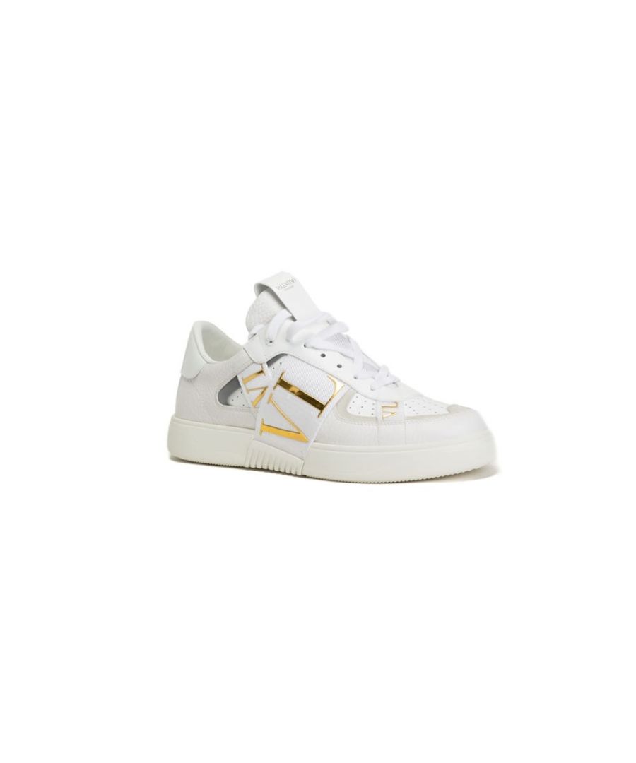White-gold Sneaker