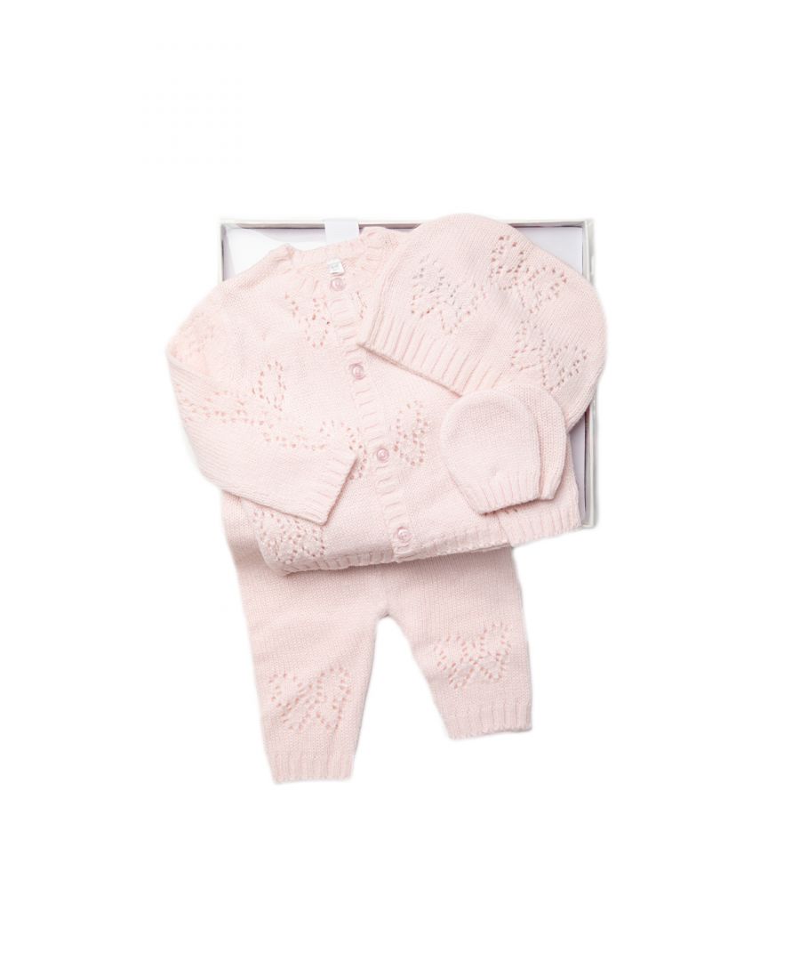This Rock A Bye Baby Boutique four-piece set features a knitted cardigan, bottoms, a hat, and mitts. The knitted cardigan features an adorable bow print and button detailing. The trousers have the same bow print and an elasticated waistband. The waistband ties together the hat and mitts. This piece is perfect for keeping your little one comfortable and cosy. The set has adorable detailing and comes in lovely, boxed packaging, a lovely gift for the little one in your life.