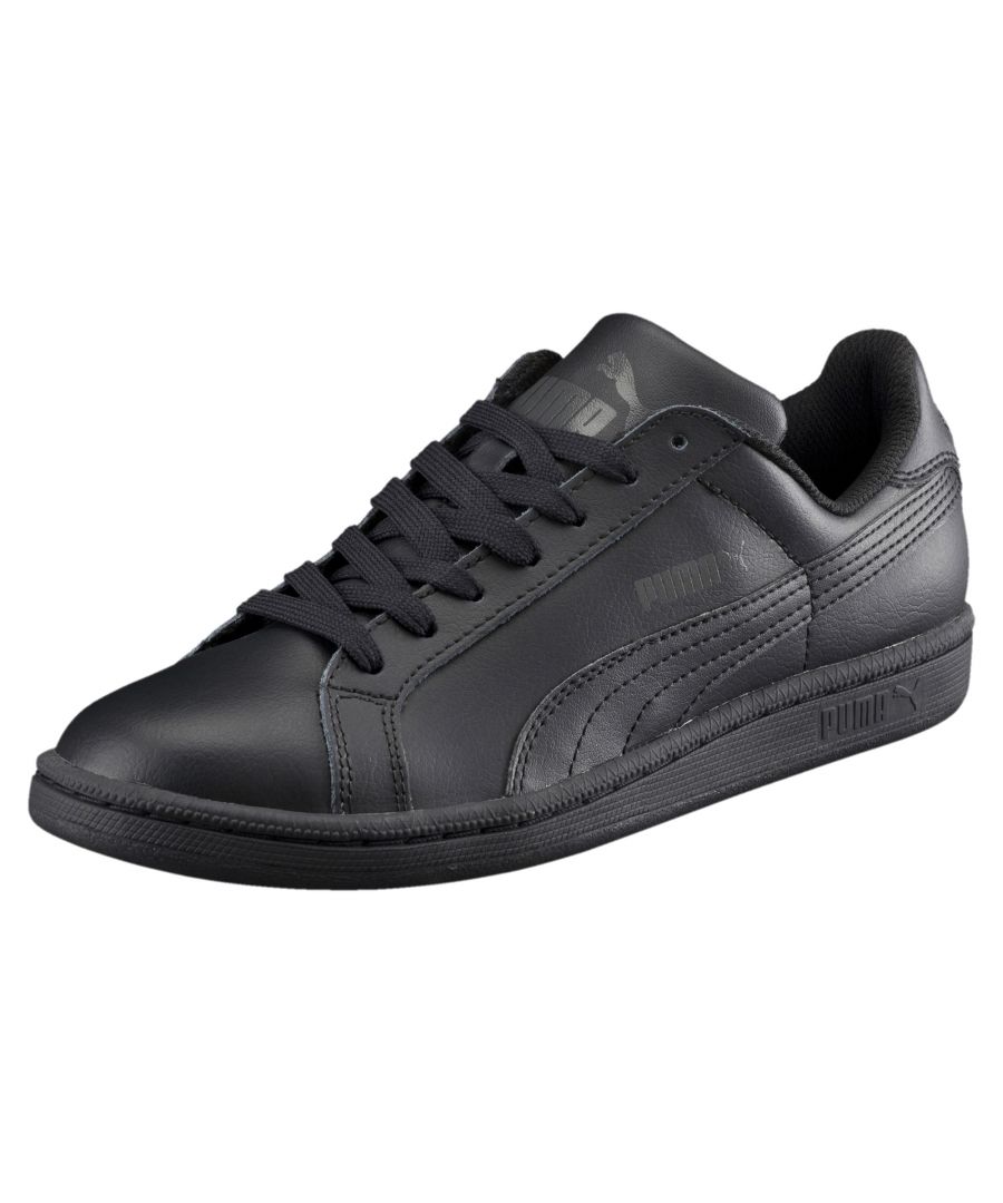 The PUMA Smash is a tennis-inspired shoe that will keep you looking sporty and fresh. With the PUMA formstrip and the tennis look, this kids' trainer is made for any style. DETAILS Leather upper.Removable child-fit sockliner.Rubber outsole.