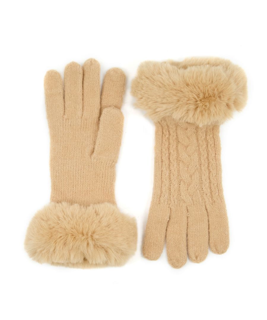 Accessorise your winter look to perfection with our chic Isabello gloves. Designed in-house, the top trim is accentuated with fluffy faux fur that elevates the look even further.