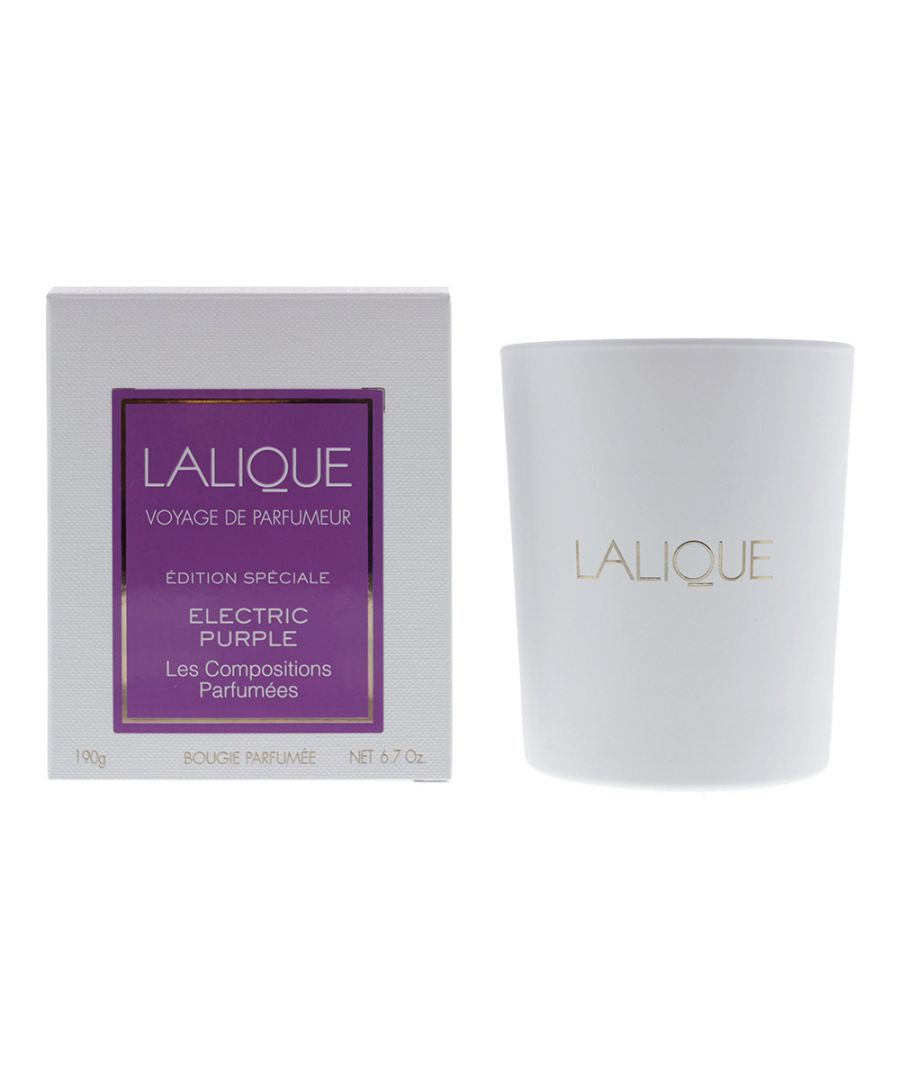 The Lalique Electric Purple scented Candle is a candle inspired by perfumery, jewellery and crystal making. The candle's scent contains top notes of Grapefruit Essence, Mint Leaves and Violet Leaves Absolute; the middle notes consist of Artemisia Essence, Blackcurrant and Boysenberry Np; in the base notes of the candle are notes of Helvetolide, Moss and Patchouli Essence. The candle should burn for between 40 and 50 hours
